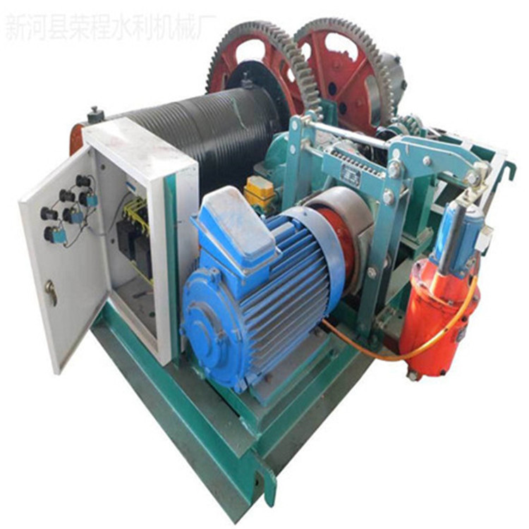 ��P���]�C